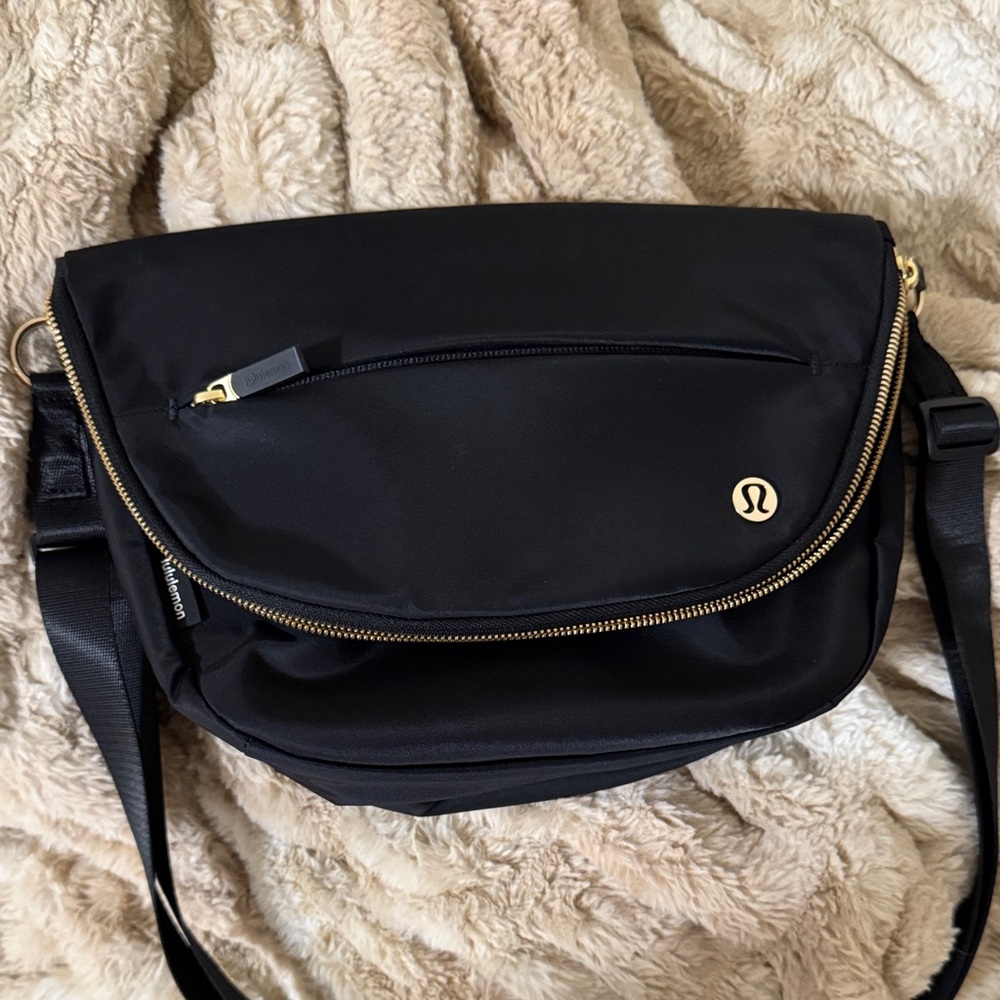 lululemon festival bag